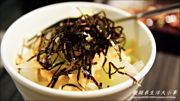 【食記/新北市】邊吃邊吶喊～超有ＦＵ的燒烤店♪♪YS碳烤BAR♪♪