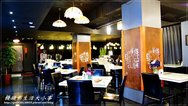 【食記／新北市】簡約時尚的自助早餐♪♪艾森堡時尚會館♪♪