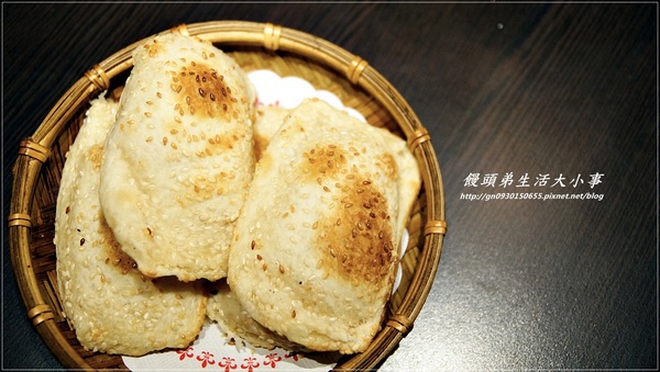 【食記/新北市】天冷要來吃吃酸菜白肉鍋補補身吧♪♪涮八方紫銅鍋♪♪