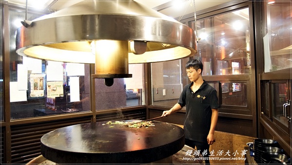 【食記/新北市】天冷要來吃吃酸菜白肉鍋補補身吧♪♪涮八方紫銅鍋♪♪