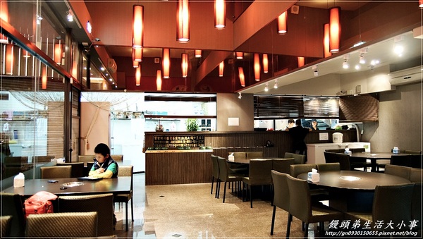 【食記/新北市】天冷要來吃吃酸菜白肉鍋補補身吧♪♪涮八方紫銅鍋♪♪