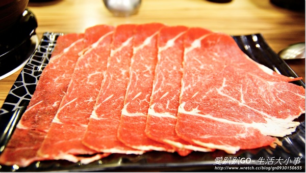 【食記/新北市】平價豪華海陸大餐♪♪鍋靚石頭火鍋♪♪ 【食記/新北市】平價豪華海陸大餐♪♪鍋靚石頭火鍋♪♪