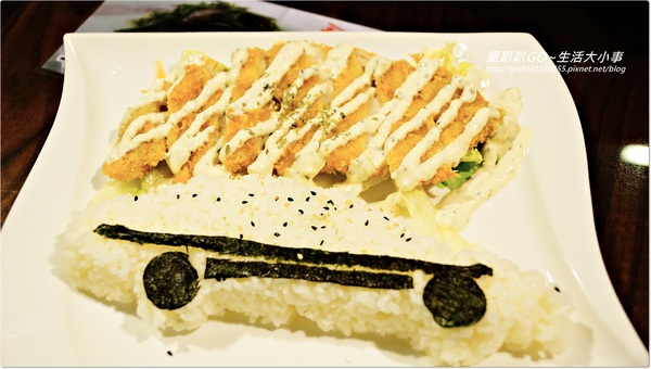 【食記/台北市】來周董的店就是要吃~超可愛的周董鮭魚飯糰
