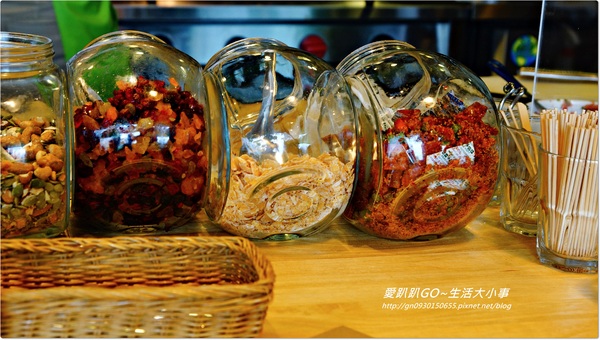 【食記/台北市】結合健康、環保、綠化的蔬果工廠~舞蔬弄果 【食記/台北市】結合健康、環保、綠化的蔬果工廠~舞蔬弄果