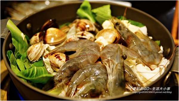 【食記/台北市】三五好友團聚的好地方 ♪♪三朵花炭火燒肉‧鍋物♪♪ 【食記/台北市】三五好友團聚的好地方 ♪♪三朵花炭火燒肉‧鍋物♪♪