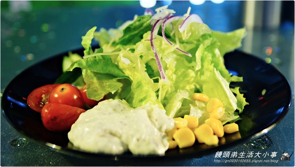 【食記/台北市】偶像劇真愛趁現在♪♪內湖美食Aqua Kiss 水吻2 Surfer♪♪ 【食記/台北市】偶像劇真愛趁現在♪♪內湖美食Aqua Kiss 水吻2 Surfer♪♪