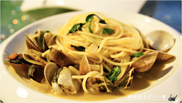 【食記/台北市】偶像劇真愛趁現在♪♪內湖美食Aqua Kiss 水吻2 Surfer♪♪ 【食記/台北市】偶像劇真愛趁現在♪♪內湖美食Aqua Kiss 水吻2 Surfer♪♪