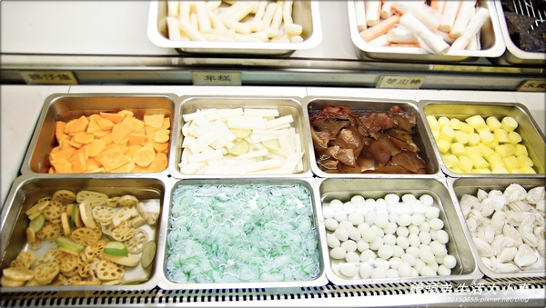 【食記/台北市】讓我們來品嚐戰國花雕雞鍋♪♪瘋麻辣頂級鴛鴦麻辣火鍋♪♪