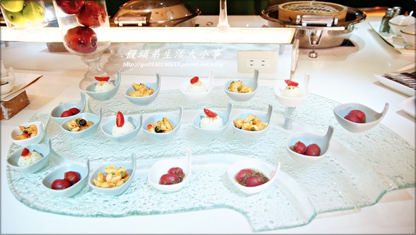 【食記/台北市】有米奇陪伴的自助式早餐♪♪Wego 薇閣大直旗艦館♪♪ 【食記/台北市】有米奇陪伴的自助式早餐♪♪Wego 薇閣大直旗艦館♪♪