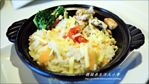 【食記/台北市】非吃不可蕃茄海鮮義大利麵♪♪Pasta Holic♪♪ 【食記/台北市】非吃不可蕃茄海鮮義大利麵♪♪Pasta Holic♪♪