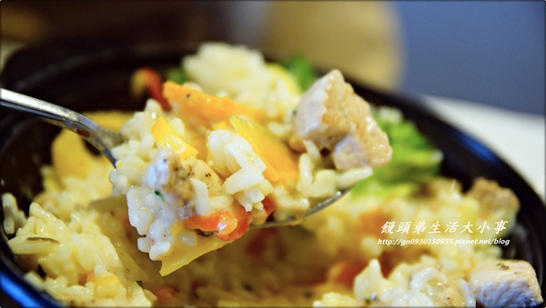 【食記/台北市】非吃不可蕃茄海鮮義大利麵♪♪Pasta Holic♪♪ 【食記/台北市】非吃不可蕃茄海鮮義大利麵♪♪Pasta Holic♪♪