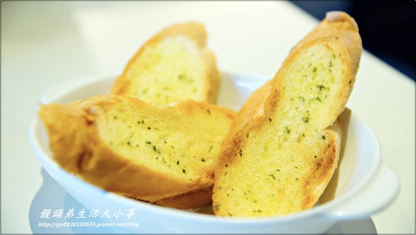 【食記/台北市】非吃不可蕃茄海鮮義大利麵♪♪Pasta Holic♪♪ 【食記/台北市】非吃不可蕃茄海鮮義大利麵♪♪Pasta Holic♪♪