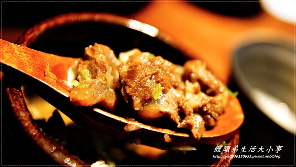 【食記／台北市】自己不用動手烤~專人服務的燒烤店♪♪甕也炭火燒肉-延吉店♪♪