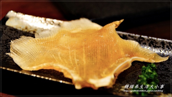 【食記／台北市】自己不用動手烤~專人服務的燒烤店♪♪甕也炭火燒肉-延吉店♪♪