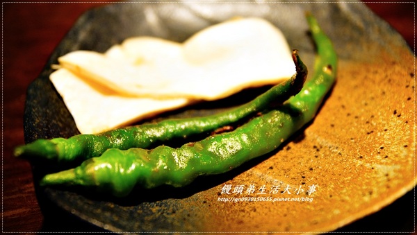【食記／台北市】自己不用動手烤~專人服務的燒烤店♪♪甕也炭火燒肉-延吉店♪♪