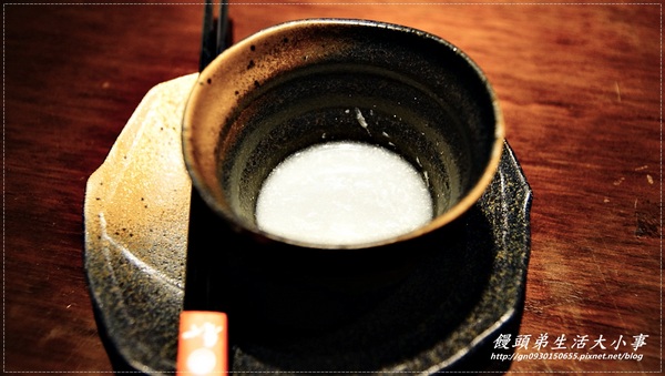 【食記／台北市】自己不用動手烤~專人服務的燒烤店♪♪甕也炭火燒肉-延吉店♪♪