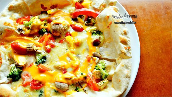 【食記/新北市】約會新景點~Alleycat's Stone-Oven-Baked Pizza 手工窯烤披薩/淡水店Tamsui 【食記/新北市】約會新景點~Alleycat's Stone-Oven-Baked Pizza 手工窯烤披薩/淡水店Tamsui