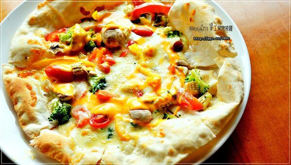 【食記/新北市】約會新景點~Alleycat's Stone-Oven-Baked Pizza 手工窯烤披薩/淡水店Tamsui 【食記/新北市】約會新景點~Alleycat's Stone-Oven-Baked Pizza 手工窯烤披薩/淡水店Tamsui