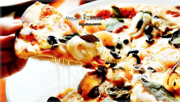 【食記/新北市】約會新景點~Alleycat's Stone-Oven-Baked Pizza 手工窯烤披薩/淡水店Tamsui 【食記/新北市】約會新景點~Alleycat's Stone-Oven-Baked Pizza 手工窯烤披薩/淡水店Tamsui