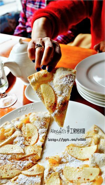 【食記/新北市】約會新景點~Alleycat's Stone-Oven-Baked Pizza 手工窯烤披薩/淡水店Tamsui 【食記/新北市】約會新景點~Alleycat's Stone-Oven-Baked Pizza 手工窯烤披薩/淡水店Tamsui