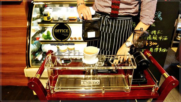【Coffee Please By Mastro】捷運南京三民站~民生社區美食,隱藏在巷弄間的餐廳,幽靜舒適 【Coffee Please By Mastro】捷運南京三民站~民生社區美食,隱藏在巷弄間的餐廳,幽靜舒適