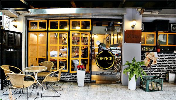 【Coffee Please By Mastro】捷運南京三民站~民生社區美食,隱藏在巷弄間的餐廳,幽靜舒適 【Coffee Please By Mastro】捷運南京三民站~民生社區美食,隱藏在巷弄間的餐廳,幽靜舒適