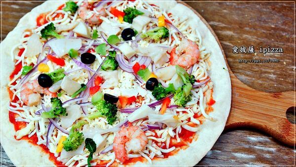 【愛披薩ipizza】劍潭捷運站～士林美食，CP值極高，隱藏在巷弄間的平價比披薩，外帶超迅速