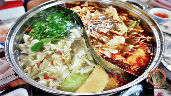 【柳村一品鍋】宅配火鍋～頂級的牛肉食材，麻辣湯底＆養生湯底，在家也能輕輕鬆鬆的享用