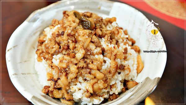 【全6連霸肉燥飯】捷運東湖小吃~隱藏在巷弄間的銅板美食,超值推薦肉燥飯&雞肉飯 【全6連霸肉燥飯】捷運東湖小吃~隱藏在巷弄間的銅板美食,超值推薦肉燥飯&雞肉飯