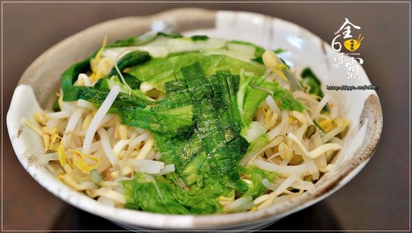 【全6連霸肉燥飯】捷運東湖小吃~隱藏在巷弄間的銅板美食,超值推薦肉燥飯&雞肉飯 【全6連霸肉燥飯】捷運東湖小吃~隱藏在巷弄間的銅板美食,超值推薦肉燥飯&雞肉飯