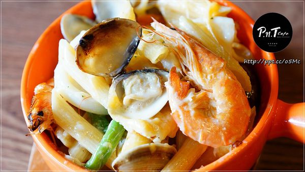 【PNT彼恩堤】大同雙連站早午餐~必點奶油海鮮焗烤筆管麵,牽絲焗烤讓人流連忘返 【PNT彼恩堤】大同雙連站早午餐~必點奶油海鮮焗烤筆管麵,牽絲焗烤讓人流連忘返