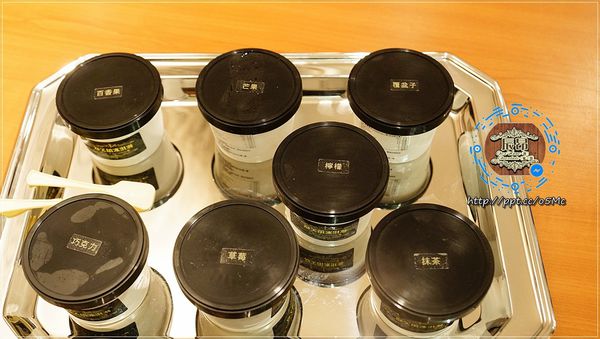 【辰昂巧克力】捷運美食～超綿密的7種口味冰淇淋，抹茶巧克力/信義區/巧克力冰品/伴手禮