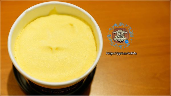 【辰昂巧克力】捷運美食～超綿密的7種口味冰淇淋，抹茶巧克力/信義區/巧克力冰品/伴手禮