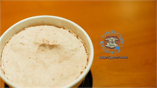 【辰昂巧克力】捷運美食～超綿密的7種口味冰淇淋，抹茶巧克力/信義區/巧克力冰品/伴手禮