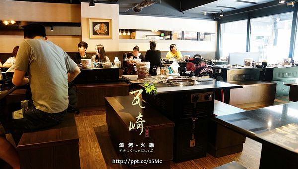 【瓦崎燒烤火鍋】捷運美食～ＣＰ值極高，公館火鍋燒烤吃到飽，台大學生最愛的火烤兩吃店