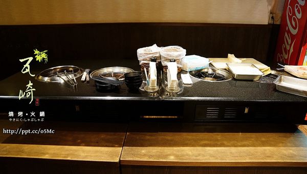 【瓦崎燒烤火鍋】捷運美食～ＣＰ值極高，公館火鍋燒烤吃到飽，台大學生最愛的火烤兩吃店