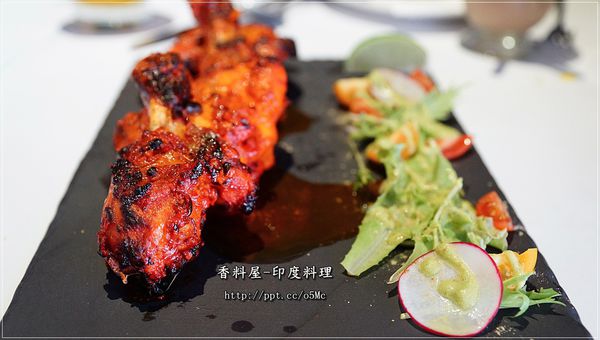 【香料屋】天母美食～異國料理的好滋味，坦都烤雞腿／酸奶沙拉／炸三角包／印度奶茶