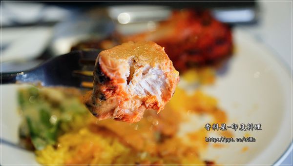【香料屋】天母美食～異國料理的好滋味，坦都烤雞腿／酸奶沙拉／炸三角包／印度奶茶