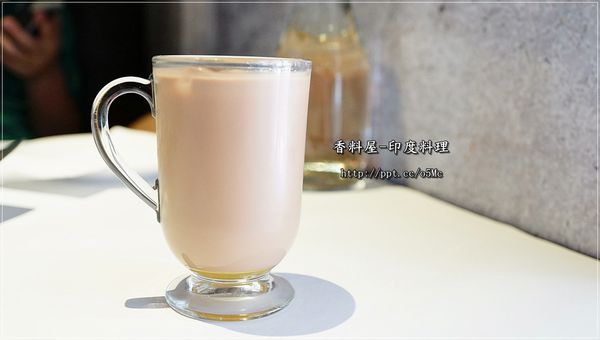 【香料屋】天母美食～異國料理的好滋味，坦都烤雞腿／酸奶沙拉／炸三角包／印度奶茶