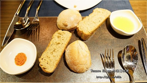 【Wennce Naior 乃渥爾料理】東區捷運美食~蘋果日報大力推薦,精緻視覺饗宴,道道都美味 【Wennce Naior 乃渥爾料理】東區捷運美食~蘋果日報大力推薦,精緻視覺饗宴,道道都美味