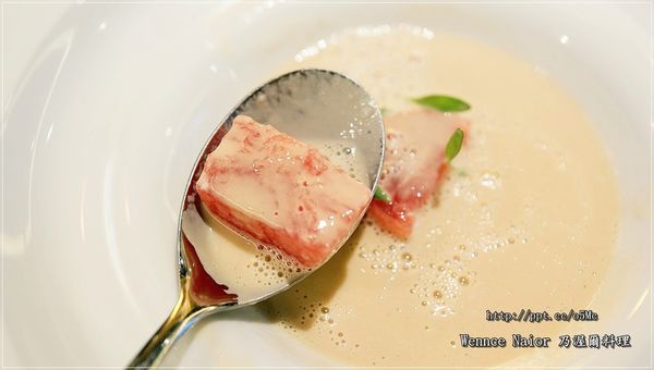 【Wennce Naior 乃渥爾料理】東區捷運美食~蘋果日報大力推薦,精緻視覺饗宴,道道都美味 【Wennce Naior 乃渥爾料理】東區捷運美食~蘋果日報大力推薦,精緻視覺饗宴,道道都美味
