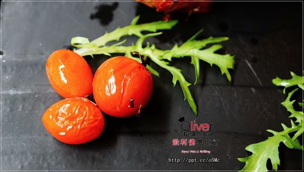【歐利佛牛排館】永和牛排~CP值高,平價餐點,德國豬腳/菲力8OZ牛排(文末送雙人餐卷) 【歐利佛牛排館】永和牛排~CP值高,平價餐點,德國豬腳/菲力8OZ牛排(文末送雙人餐卷)