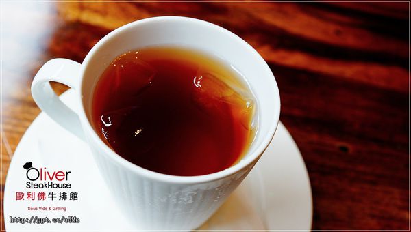 【歐利佛牛排館】永和牛排~CP值高,平價餐點,德國豬腳/菲力8OZ牛排(文末送雙人餐卷) 【歐利佛牛排館】永和牛排~CP值高,平價餐點,德國豬腳/菲力8OZ牛排(文末送雙人餐卷)