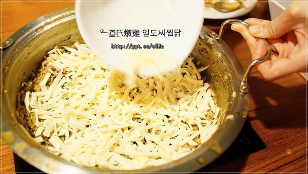 【一道氏燉雞 Taiwan】東區韓式料理~風靡全台灣的牽絲起司燉雞來囉,傳統燉雞/養生燉雞 【一道氏燉雞 Taiwan】東區韓式料理~風靡全台灣的牽絲起司燉雞來囉,傳統燉雞/養生燉雞