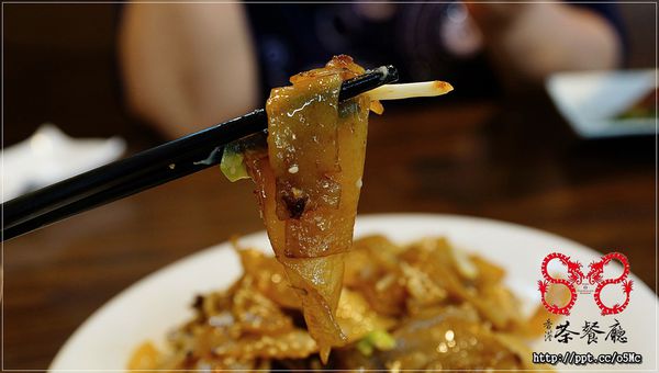 【香港88茶餐廳】捷運台北101/世貿站~最道地的正港美食,必點豬扒餐肉煎雙蛋餐&絲襪奶茶 【香港88茶餐廳】捷運台北101/世貿站~最道地的正港美食,必點豬扒餐肉煎雙蛋餐&絲襪奶茶