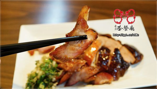 【香港88茶餐廳】捷運台北101/世貿站~最道地的正港美食,必點豬扒餐肉煎雙蛋餐&絲襪奶茶 【香港88茶餐廳】捷運台北101/世貿站~最道地的正港美食,必點豬扒餐肉煎雙蛋餐&絲襪奶茶