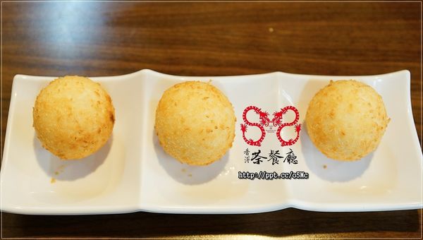 【香港88茶餐廳】捷運台北101/世貿站~最道地的正港美食,必點豬扒餐肉煎雙蛋餐&絲襪奶茶 【香港88茶餐廳】捷運台北101/世貿站~最道地的正港美食,必點豬扒餐肉煎雙蛋餐&絲襪奶茶