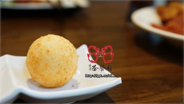 【香港88茶餐廳】捷運台北101/世貿站~最道地的正港美食,必點豬扒餐肉煎雙蛋餐&絲襪奶茶 【香港88茶餐廳】捷運台北101/世貿站~最道地的正港美食,必點豬扒餐肉煎雙蛋餐&絲襪奶茶