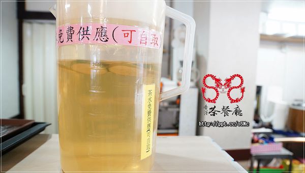 【香港88茶餐廳】捷運台北101/世貿站~最道地的正港美食,必點豬扒餐肉煎雙蛋餐&絲襪奶茶 【香港88茶餐廳】捷運台北101/世貿站~最道地的正港美食,必點豬扒餐肉煎雙蛋餐&絲襪奶茶