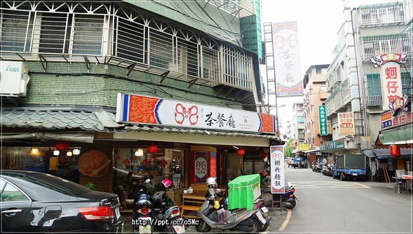 【香港88茶餐廳】捷運台北101/世貿站~最道地的正港美食,必點豬扒餐肉煎雙蛋餐&絲襪奶茶 【香港88茶餐廳】捷運台北101/世貿站~最道地的正港美食,必點豬扒餐肉煎雙蛋餐&絲襪奶茶